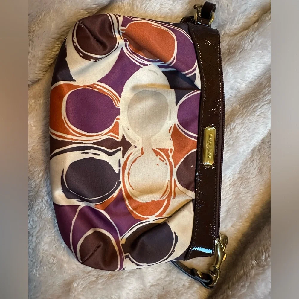 Vintage Coach Ashley Multicolor Satin‎ Patent Leather Trim Wristlet